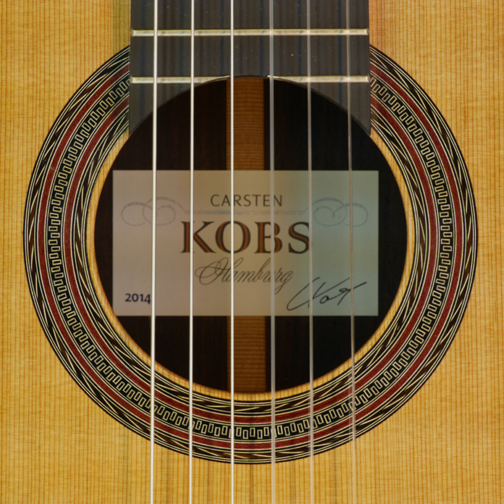 Rosette and label of a doubletop guitar built by Carsten Kobs
